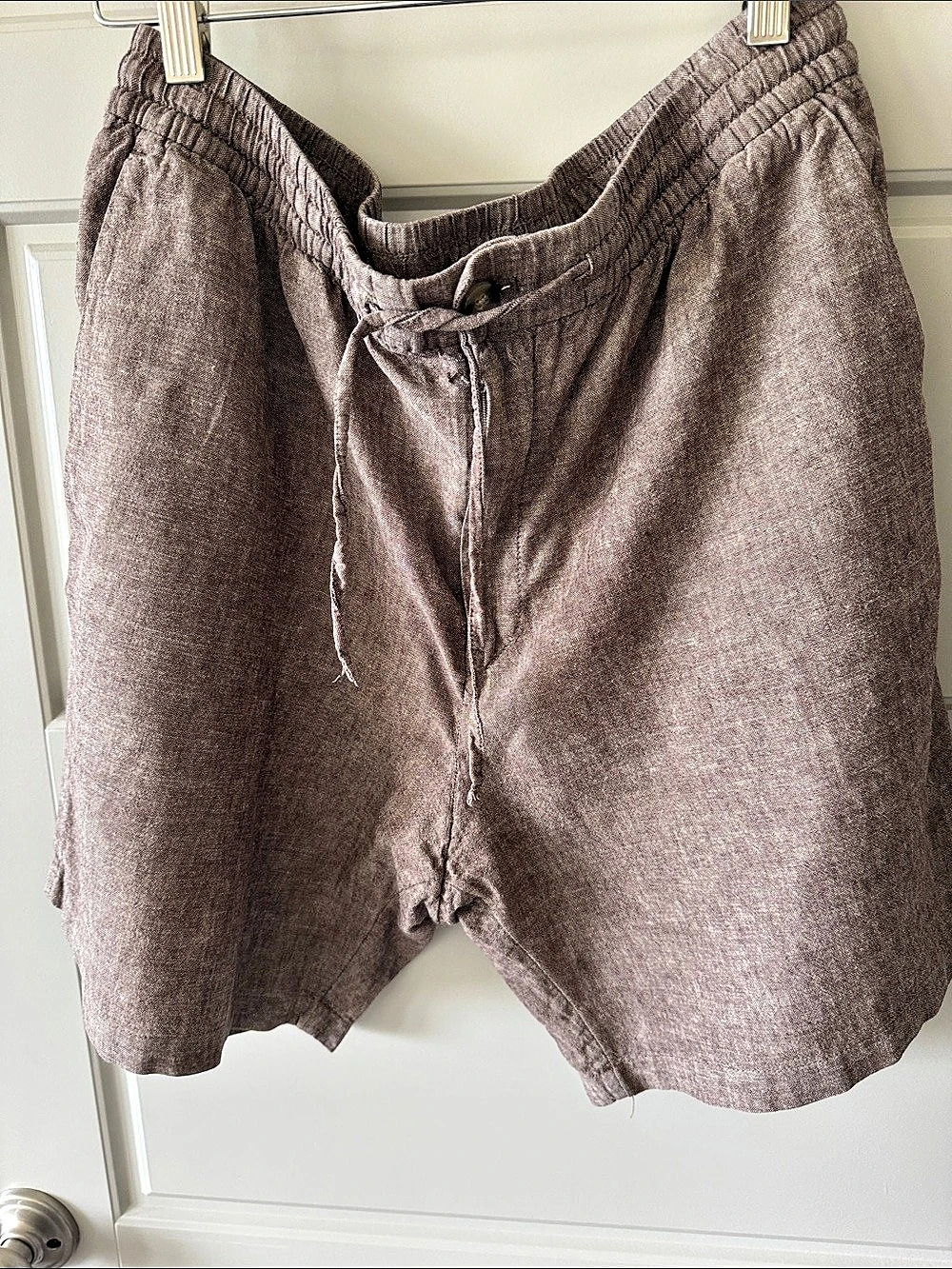 Men’s H & M Linen Bermuda Shorts in Brown Size Medium Like New